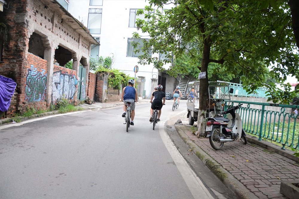 Bike Tours Hanoi – Hanoi Vespa Tours